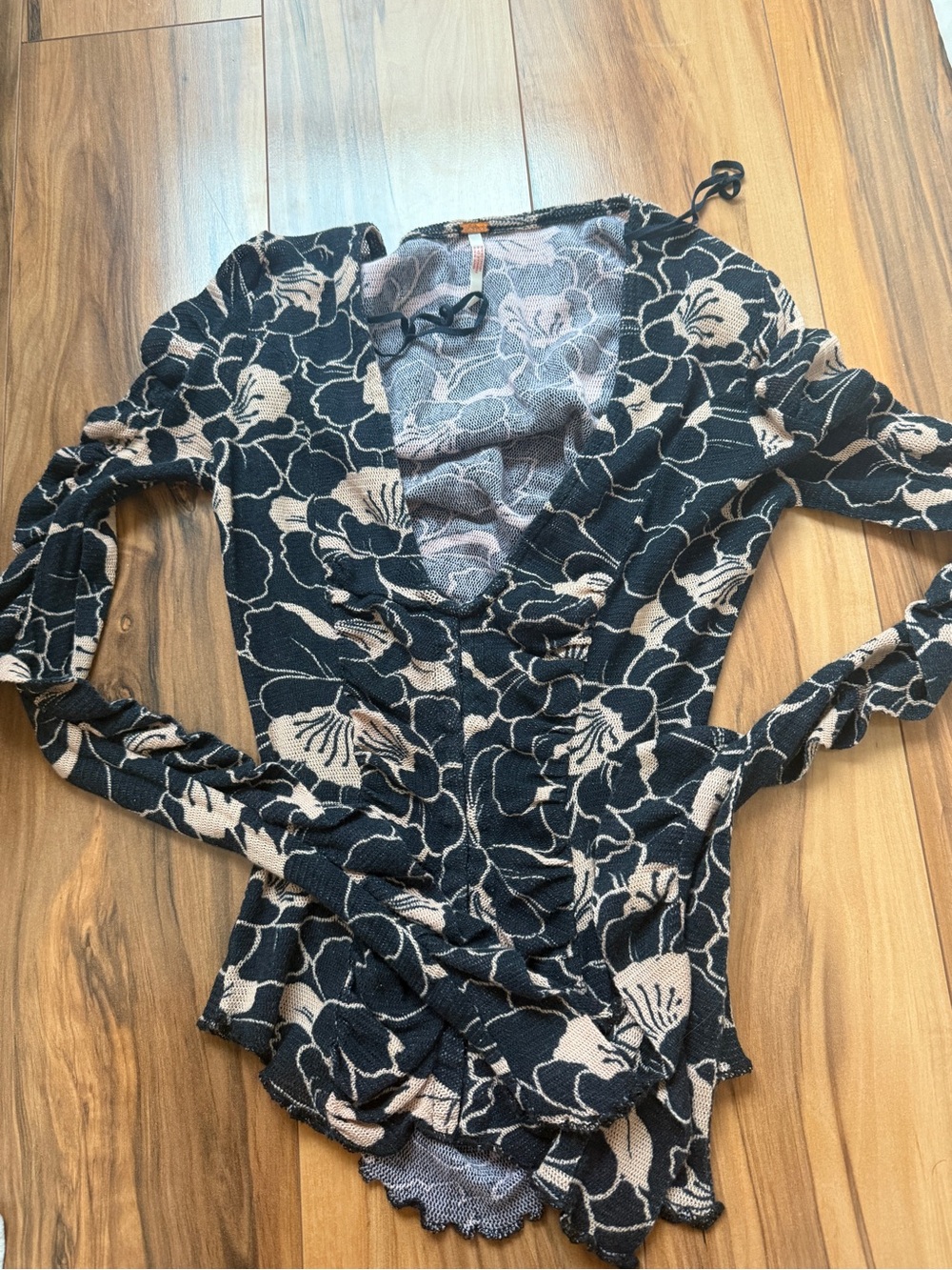 Free people floral black long sleeve blouse